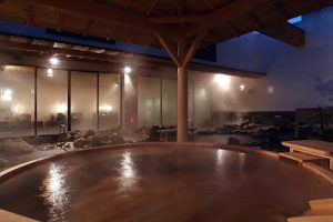 沼津・湯河原温泉 万葉の湯 – 沼津市