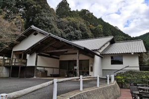 椎葉山荘 しいばの湯 – 嬉野市